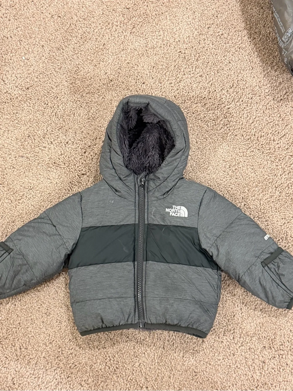 The North Face Kids Hooded Puffer Jacket in Grey and Black